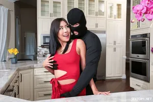 Lại quan hệ với dì kế của tôi POV bú cu kiểu chó