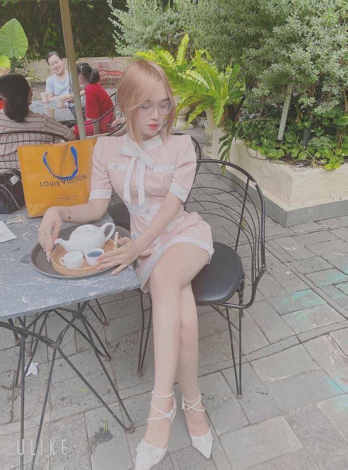 Bị điểm kém em gái sưng lồn khi anh trai đụ